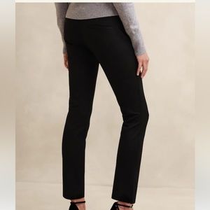 Banana Republic Sloan Slim Pant - Navy - Size 4